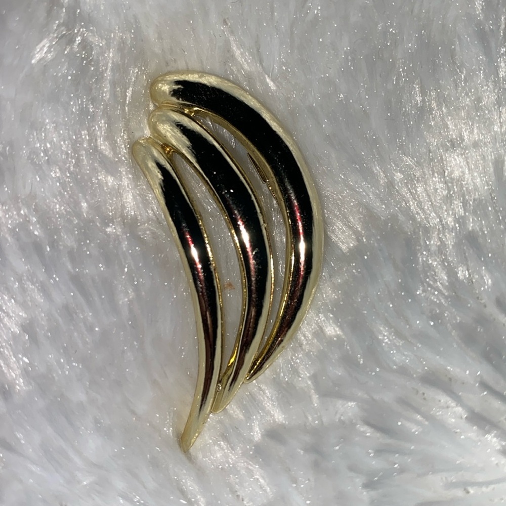 Piscitelli Gold Tone Brooch